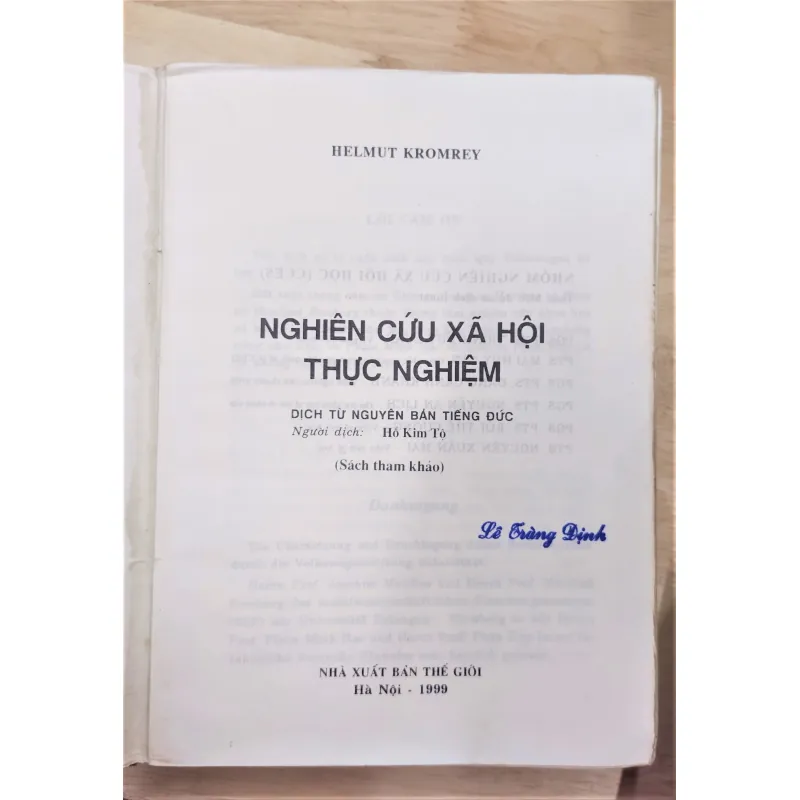 Sách - Nghiên cứu xã hội thực nghiệm - Helmut Kromrey (A1) 564015