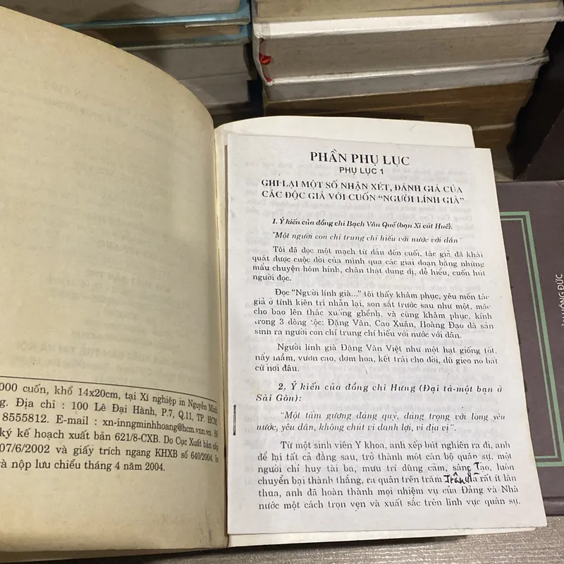 NGƯỜI LÍNH GIÀ ĐẶNG VĂN VIỆT, CHIẾN SĨ ĐƯỜNG SỐ 4 ANH HÙNG (HỒI ỨC), Bản có chữ ký tác giả 689500