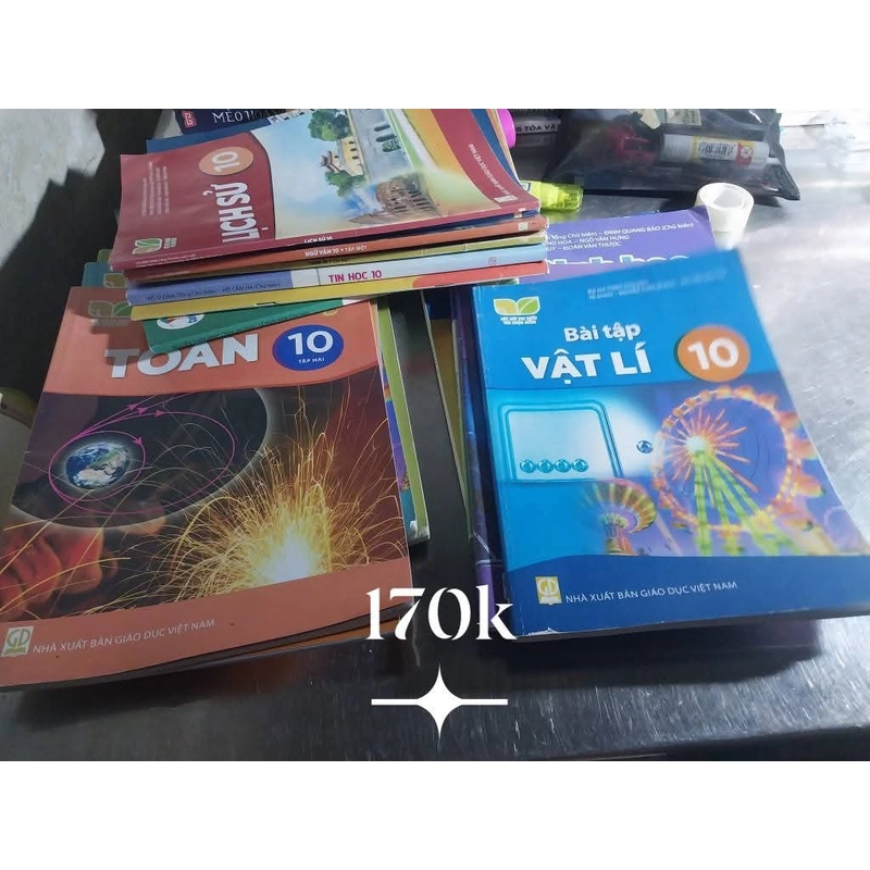 Sách giáo khoa lớp 10 471651