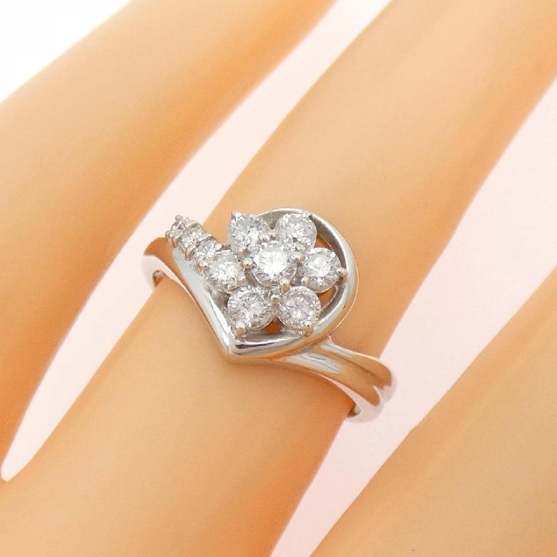 Nhẫn kim cương hoa PT900 0.50CT - Hàng hiệu Authentic 848848