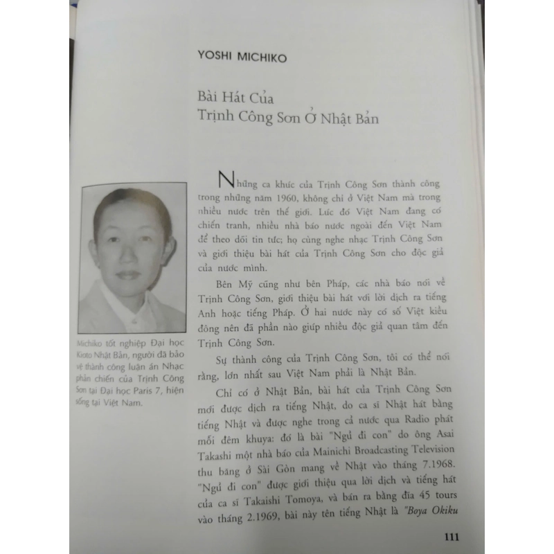 Cuộc đời âm nhạc thơ hội hoạ và suy tưởng 492940