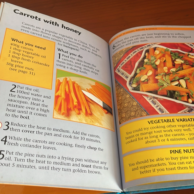 PICTURE BOOK A world of recipes China 536684