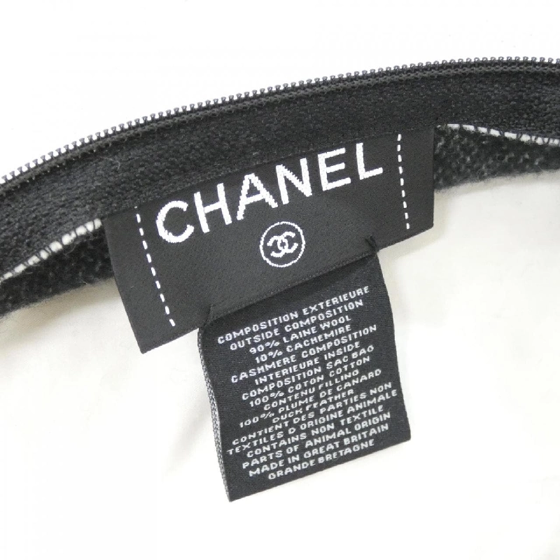 Chanel Cushion - Hàng hiệu Authentic 808099