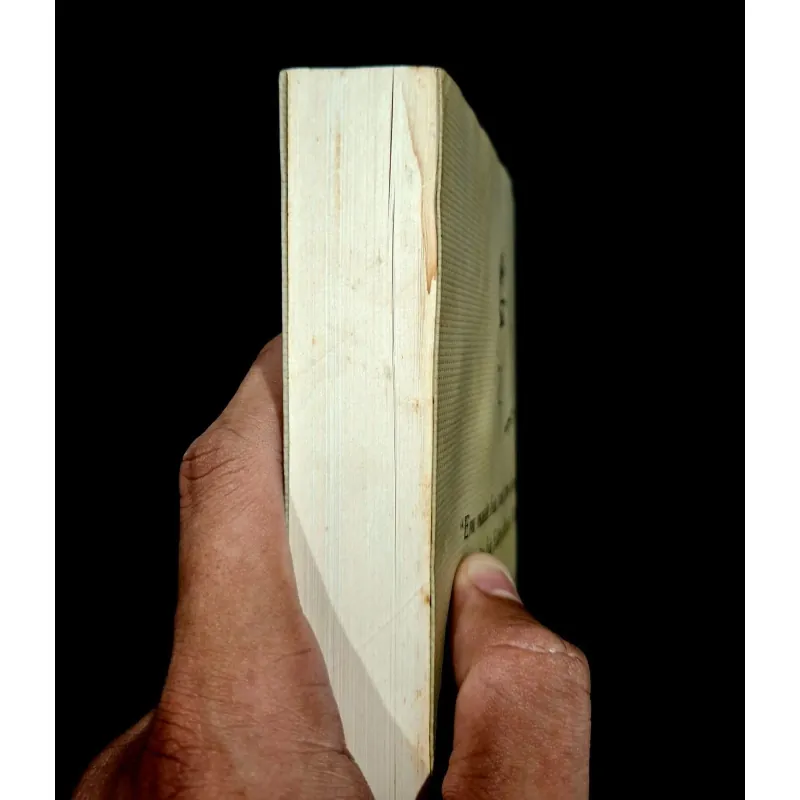 Thơ Hoàng Cầm  1028959