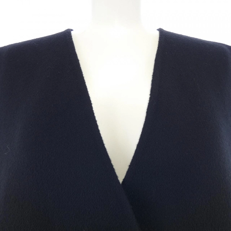 【Mã giảm giá】FENDI Áo vest dài 640060