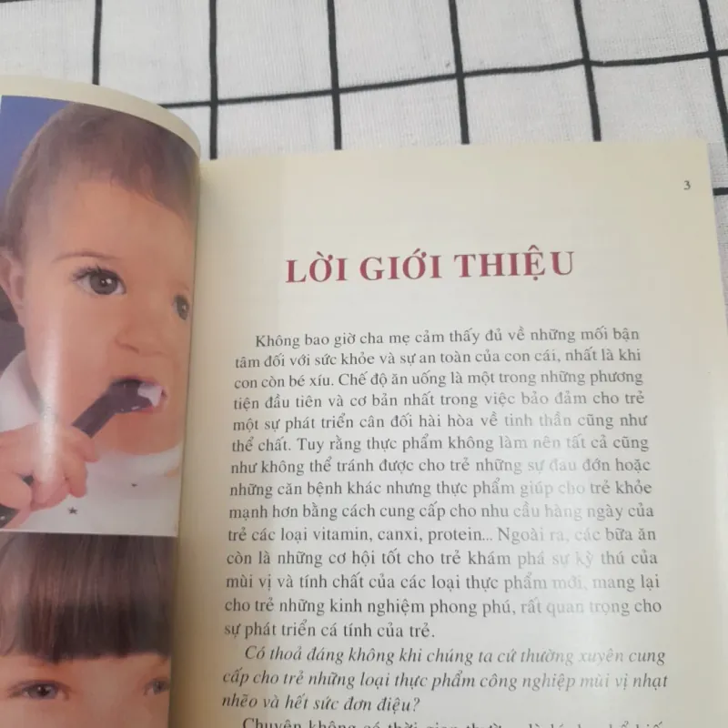 Cẩm nang NẤU ĂN CHO BÉ- Bs. Kim Thư. Nxb Phụ Nữ 2009 602643