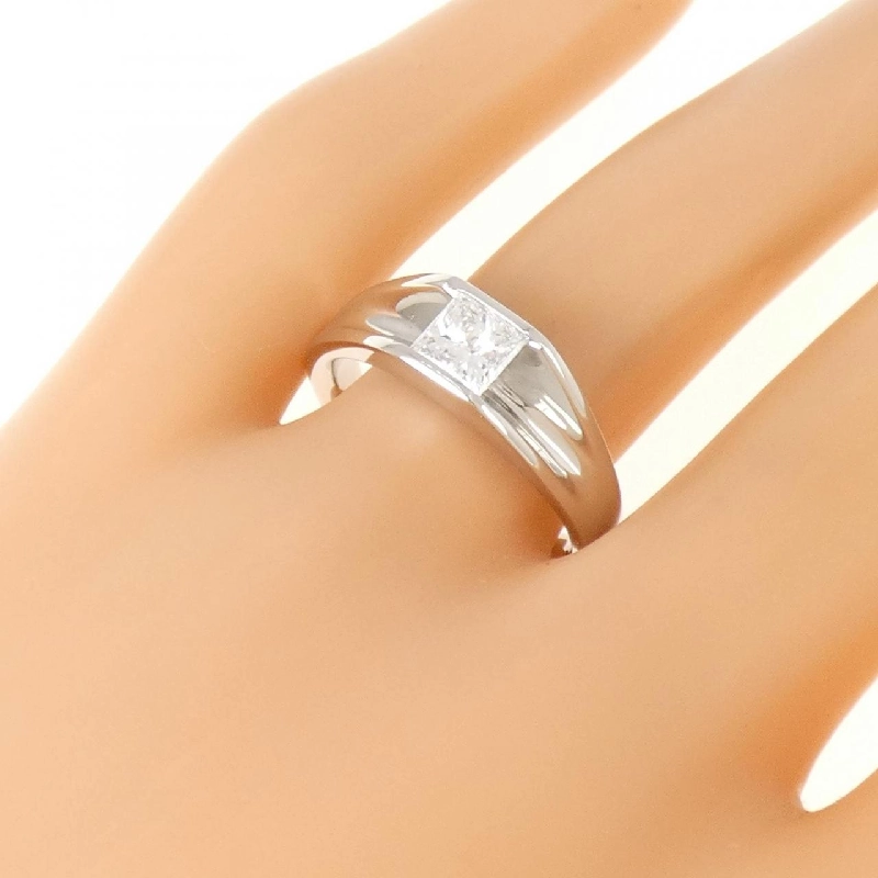 Nhẫn kim cương PT900 0.617CT 667972