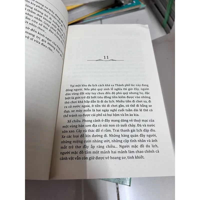 2 cuốn sách của tác giả chu lai  707199