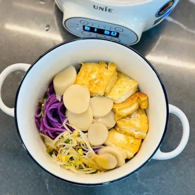 Nồi nấu chậm UNIE USC102W – Dễ vệ sinh, bền bỉ mới 100% 726115