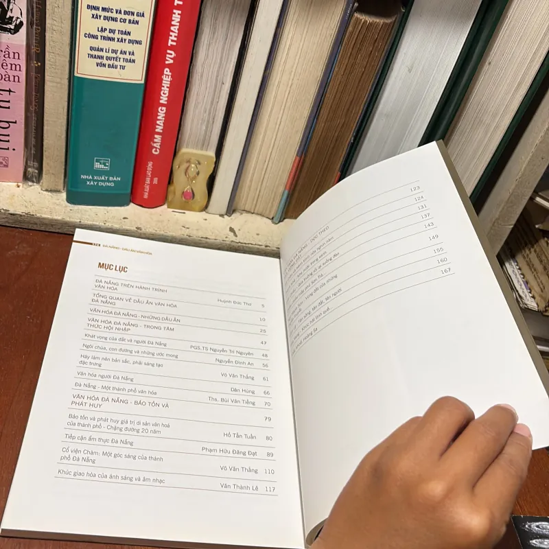 [Sách Khổ Lớn, In Màu] - II Tựa Sách: Đà Nẵng _ Dấu Ấn Văn Hoá - 2016 798047
