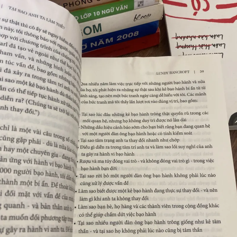 Tại Sao Anh Ta Làm Thế? - Lundy Bancrof- sách ẩm nhẹ 597151