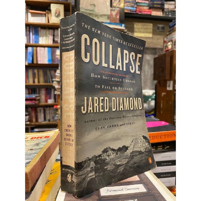 Collapse - Jared Diamond 993995