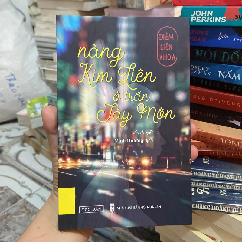(Văn học) - Nàng Kim Liên ở trấn Tây Môn - Diêm Liên Khoa 1003038