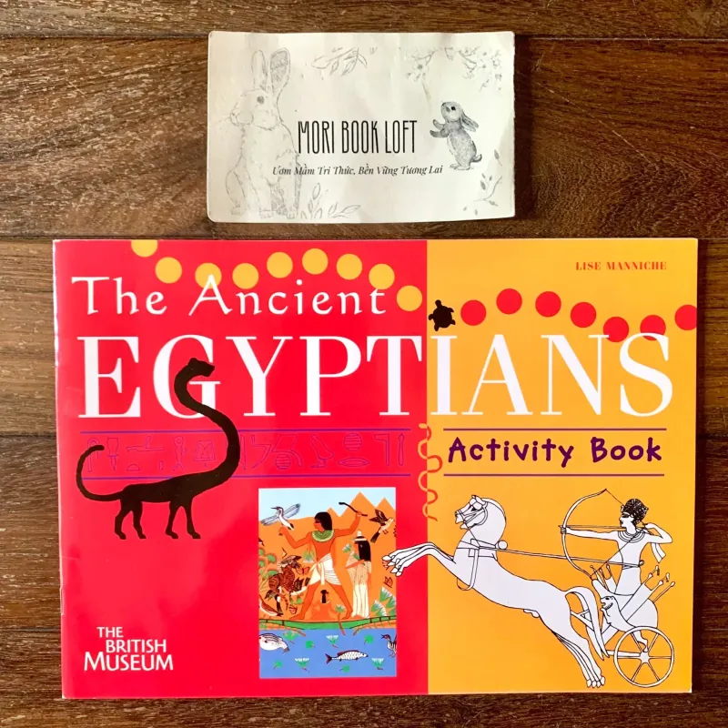 Sách ngoại văn set 4 cuốn Activity Books, Used, Bìa Mềm 756488