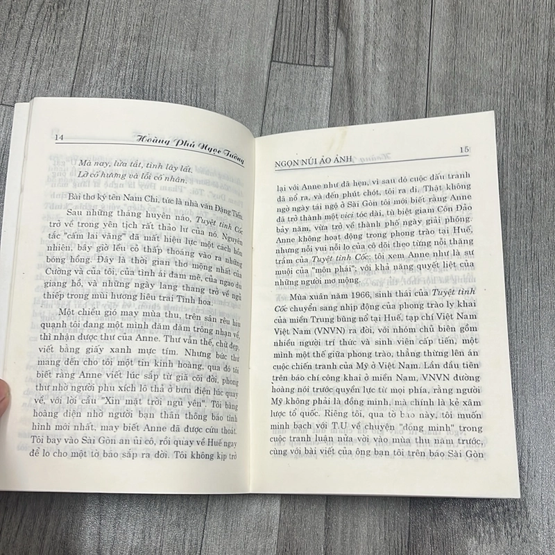 Ngọn núi ảo ảnh- Hoàng Phủ Ngọc Tường. 2a2 521793