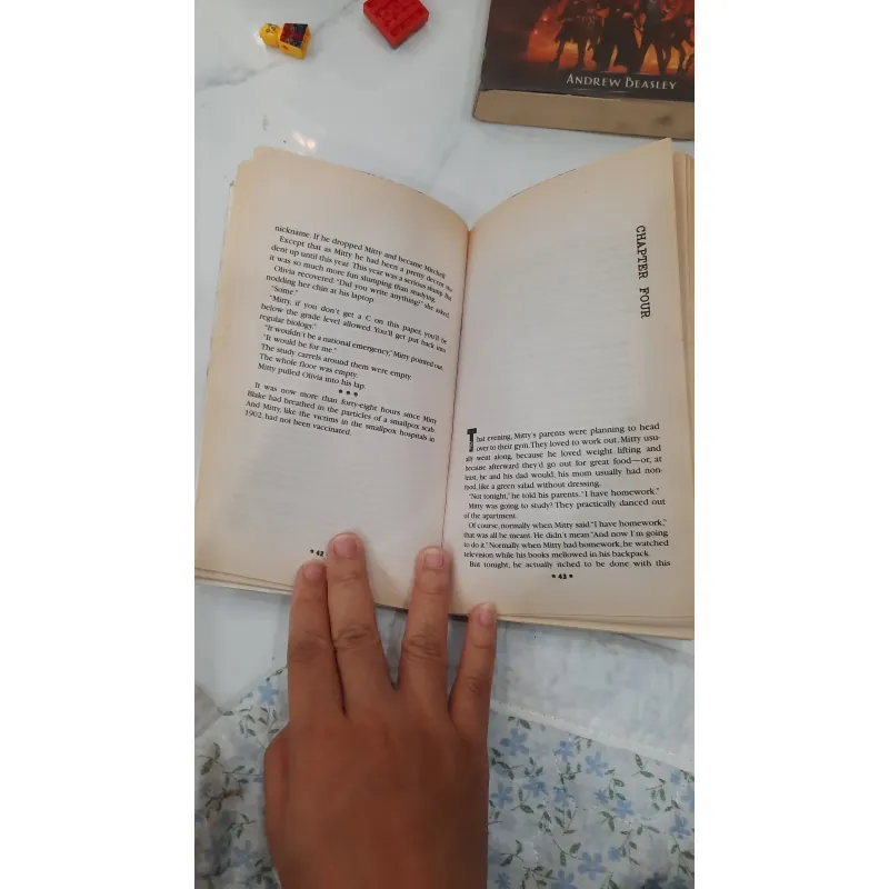 (English book) Code Orange  930934