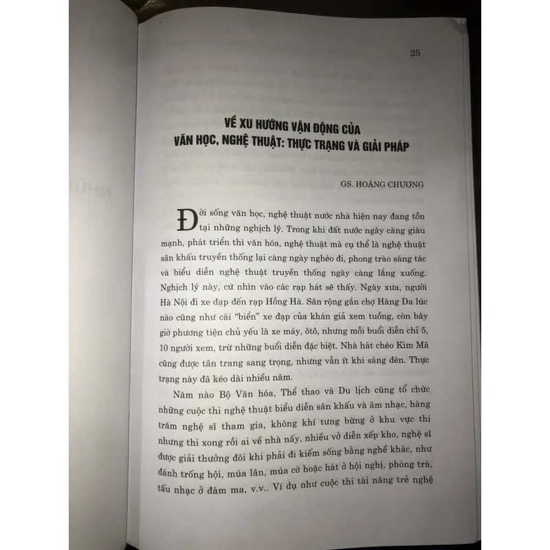 Nhận diện các xu hướng vận động và phát triển của văn học nghệ thuật Việt Nam hiện nay  732796