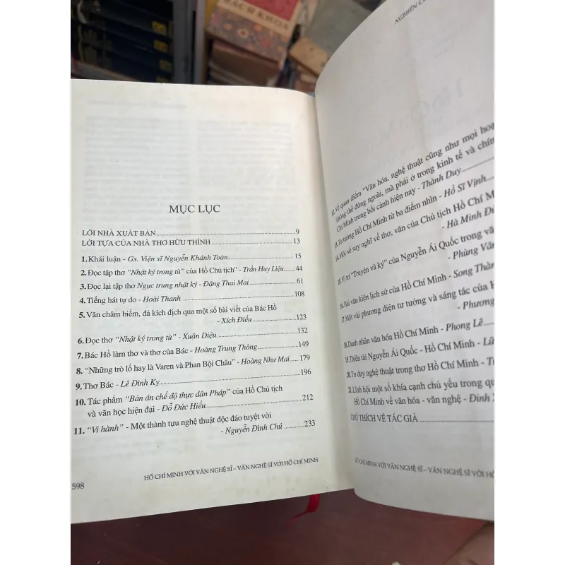 HỒ CHÍ MINH VỚI VĂN NGHỆ SĨ - VĂN NGHỆ SĨ VỚI HỒ CHÍ MINH TẬP 9  1001745