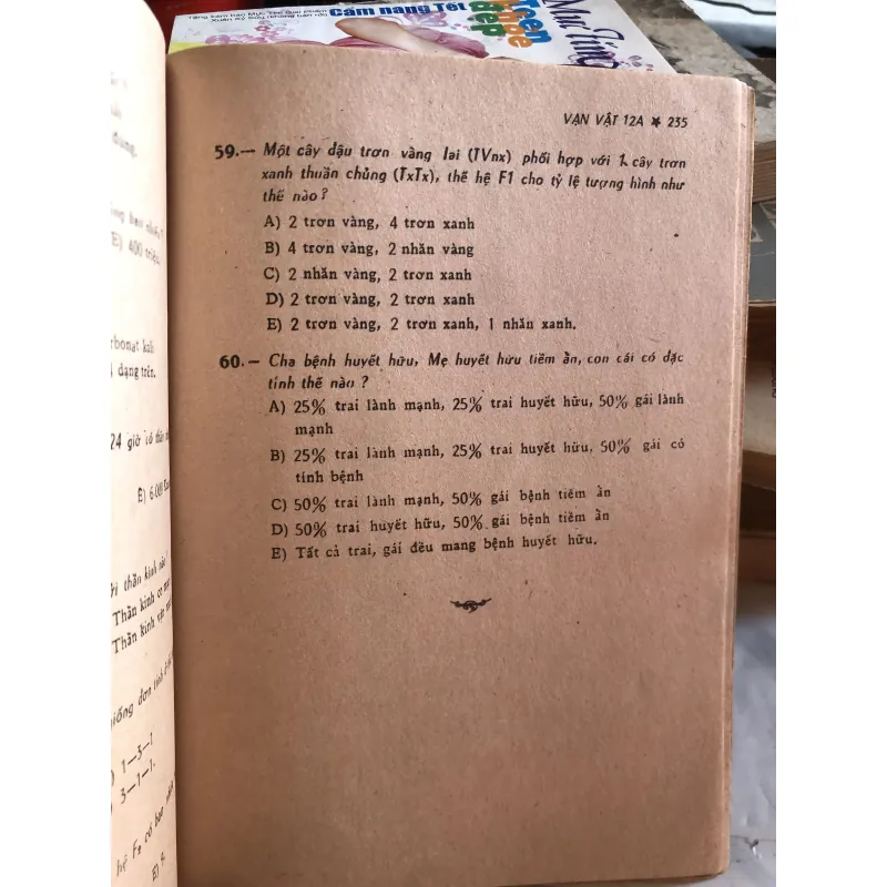 Trắc nghiệm vạn vật 12A  1006274