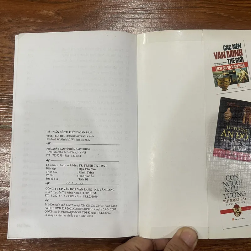 Các vấn đề tư tưởng căn bản - Tuyển tập tiểu luận tham khảo  (15) 568976