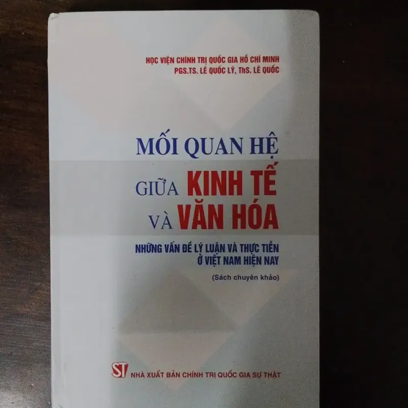 Mối quan hệ giữa kinh tế và văn hóa những vấn đề lý luận và thực tiễn ở Việt Nam hiện nay 752194