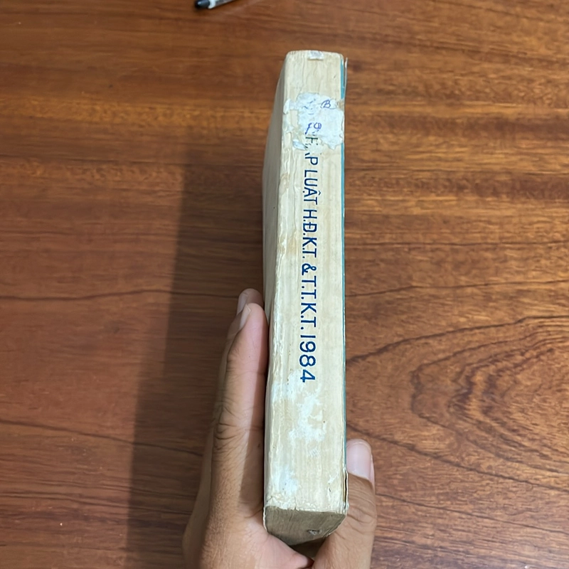 [Sách Xưa] - II Sách Kinh Tế: Pháp Luật Về Hợp Đồng Kinh Tế Và Trọng Tài Kinh Tế - 1984 503661