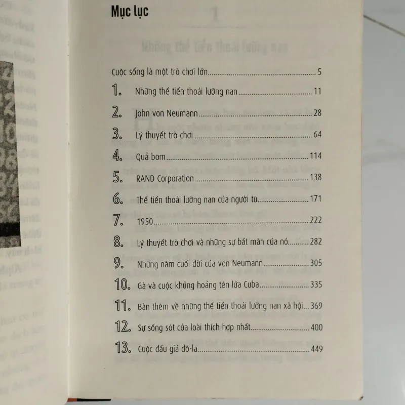 Thế lưỡng nan của người tù  1024658