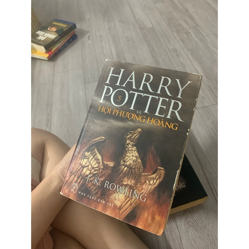 Harry Potter bìa đen 364195