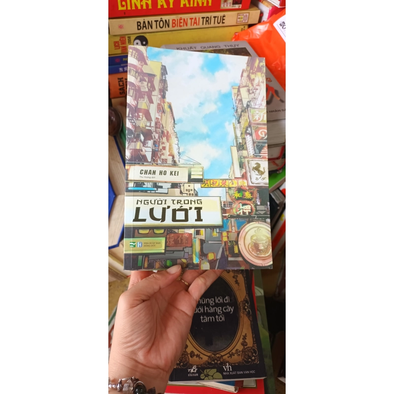 Người Trong Lưới- Chan Ho Kei 529191
