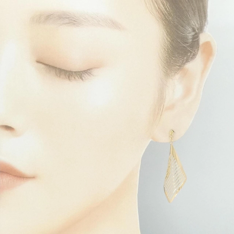 K18YG Bông tai - Hàng hiệu Chính hãng 871141