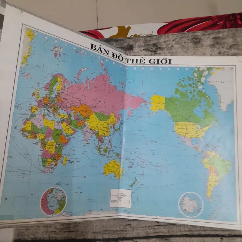 Các nước và lãnh thổ trên thế giới. Thông tin tổng hợp. Chủ biên Đoàn Mạnh Giao 603835