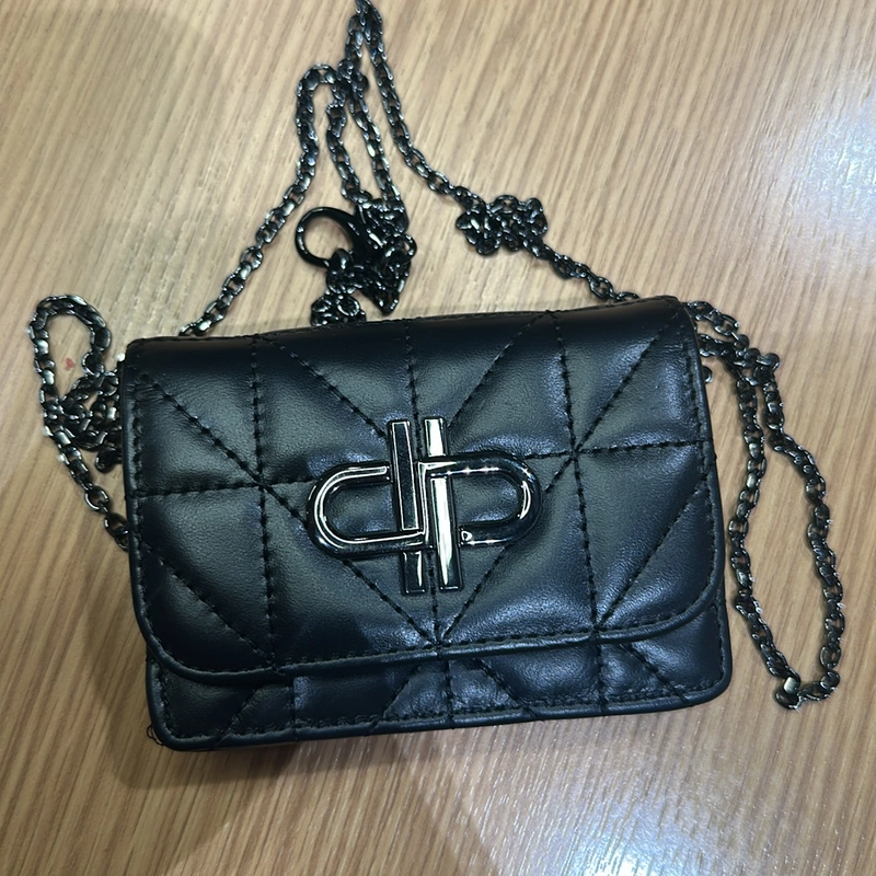Túi đeo thẻ Pedro 489472