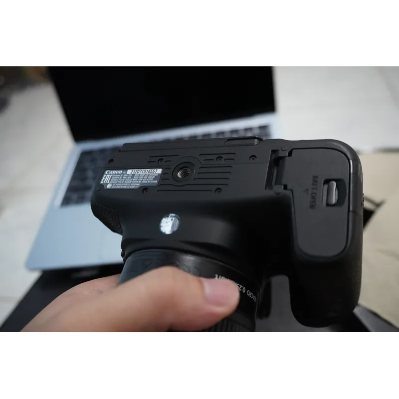 Cần bán nhanh Camon Rebelt7i/800d+Kit 18-55stm mới 99% 697460