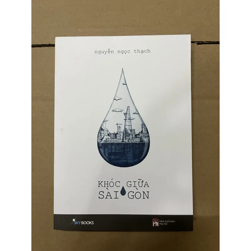 Khóc giữa sài gòn 1019473