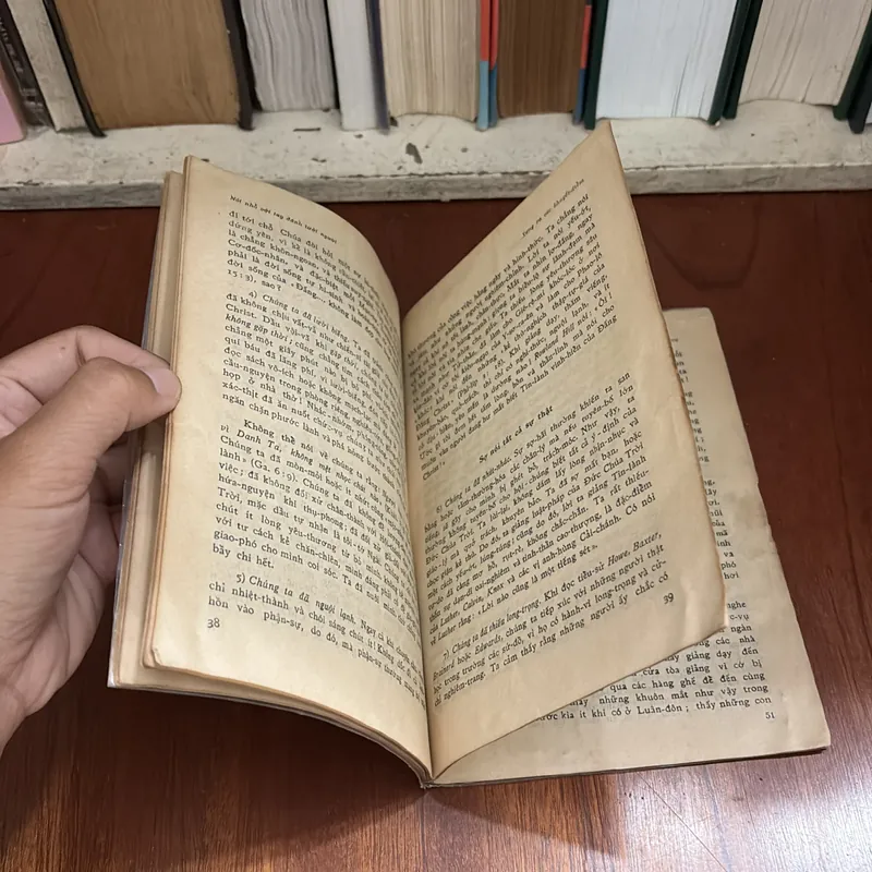 II Sách Xưa: Nói Nhỏ Với Tay Đánh Lưới Người - HORATIUS BONAR - 1970 593551