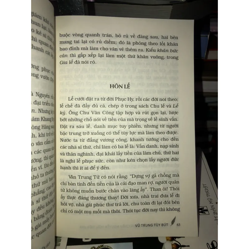 Vũ Trung tuỳ bút - Phạm Đình Hổ 1004252