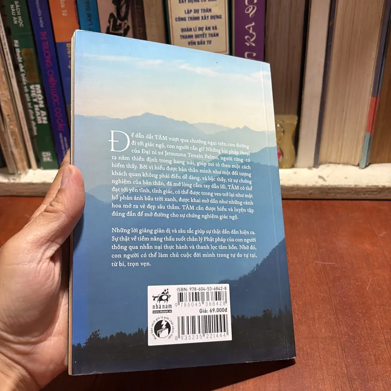 Ba Bài Pháp Thoại (Về Nhập Thất, Đại Thủ Ấn Và Chánh Niệm) - Đại Sư Jetsunma Palmo - 2019 927757