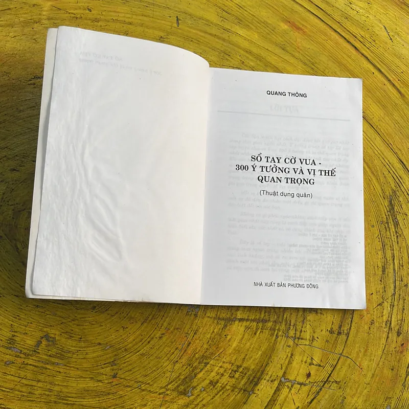 SỔ TAY CỜ VUA 300 Ý TƯỞNG VÀ VỊ THẾ QUAN TRỌNG- QUANG THÔNG 686809