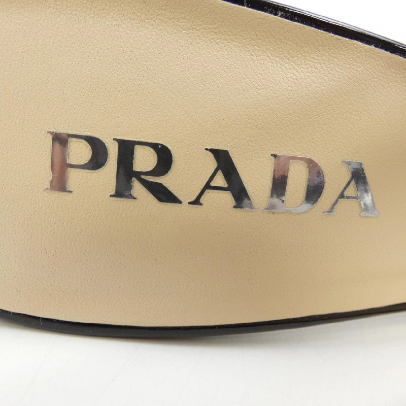 Giày cao gót PRADA logo hình tam giác 1I173N - Hàng hiệu Authentic 829181