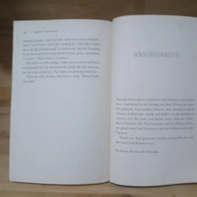 Snow Angels - James Thompson 928346