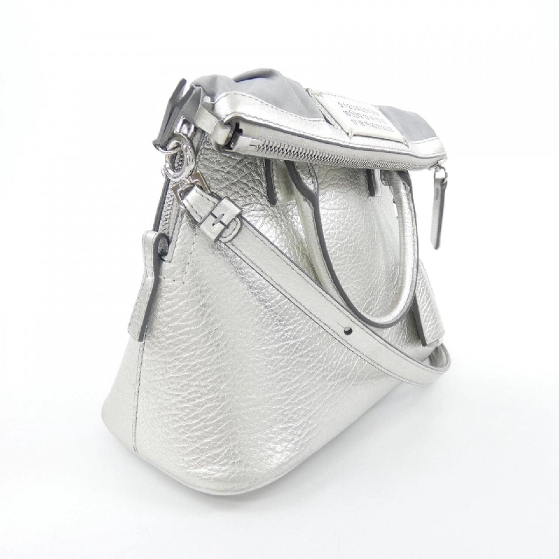 Maison Margiela S56WG0082 BAG 657658
