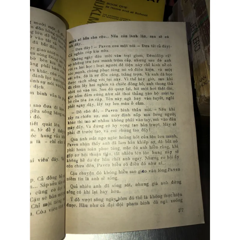 Trên mảnh đất người đời - Anatôli Ivanốp 928398