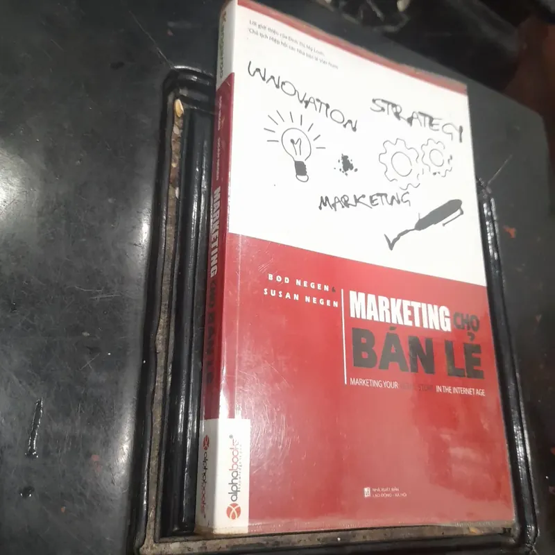 Bod Negen & Susan Negen - MARKETING cho Bán Lẻ 558846