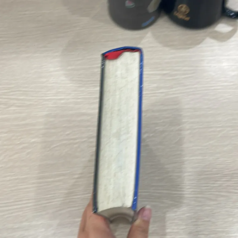 Cuốn theo chiều gió (Bìa cứng) 977205