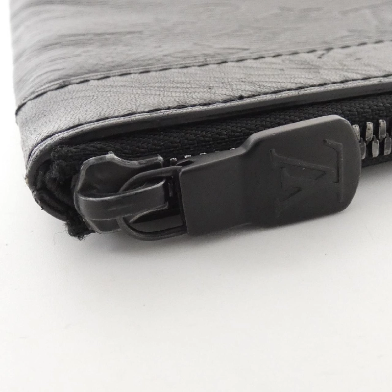 Túi xách Louis Vuitton Monogram Shadow Pochette Discovery M62903 614975