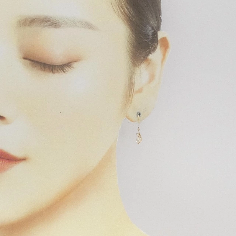 K18YG Bông tai kim cương 0.30CT - Hàng hiệu Chính hãng 870232