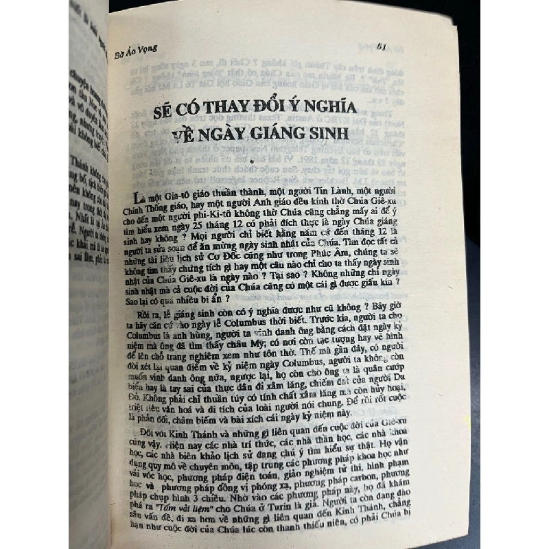 Bước qua ngưỡng cửa hy vọng hay đến bờ ảo vọng - Cửu Long Lê Trọng Văn (sách in kéo lụa) 736464