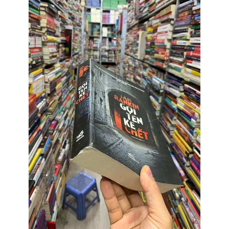 Gọi tên kẻ chết - ian rankin. 999 458178