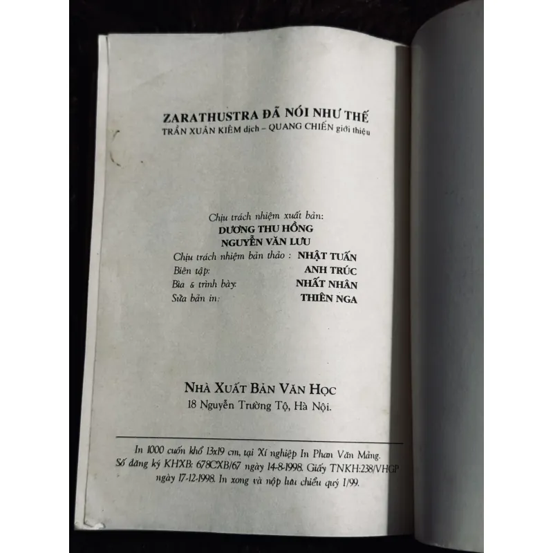 Combo Zarathustra + Kẻ phản Kito 932427