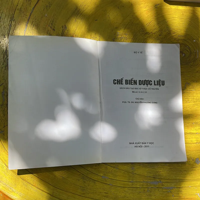 CHẾ BIẾN DƯỢC LIỆU SÁCH ĐÀO TẠO BÁC SĨ Y HỌC CỔ TRUYỀN- chủ biên PGS.TS.DS. Nguyễn P.Dung 687575